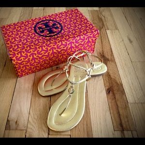 TORY BURCH EMMY-METALIC TUMBLED LEATHER SANDAL 7.5